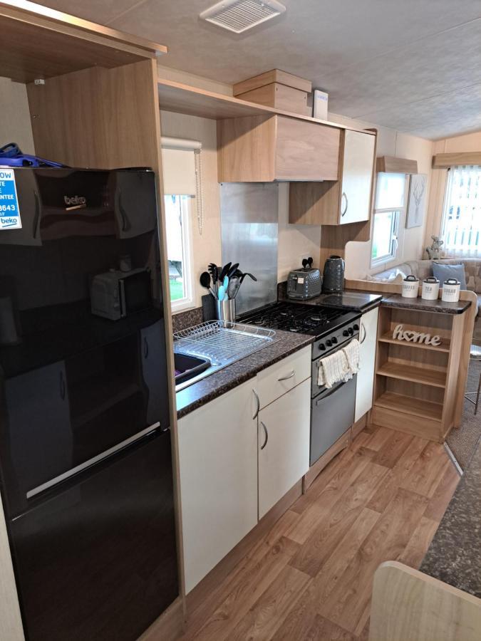 6 Berth Caravan On Marine Holiday Park Ξενοδοχείο Ριλ Εξωτερικό φωτογραφία